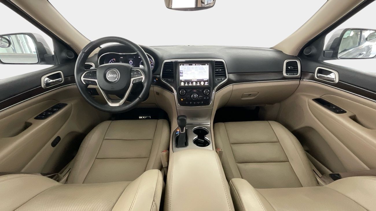 جيب جراند شيروكي Limited | شامل الضمان | 0 ﺪﻔﻋﺓ ﺃﻮﻟﻯ