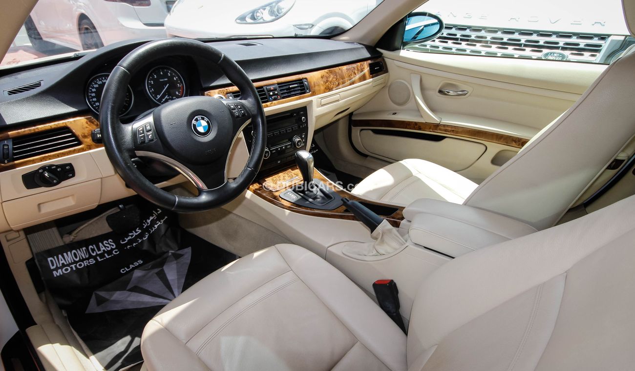 بي أم دبليو 325 i