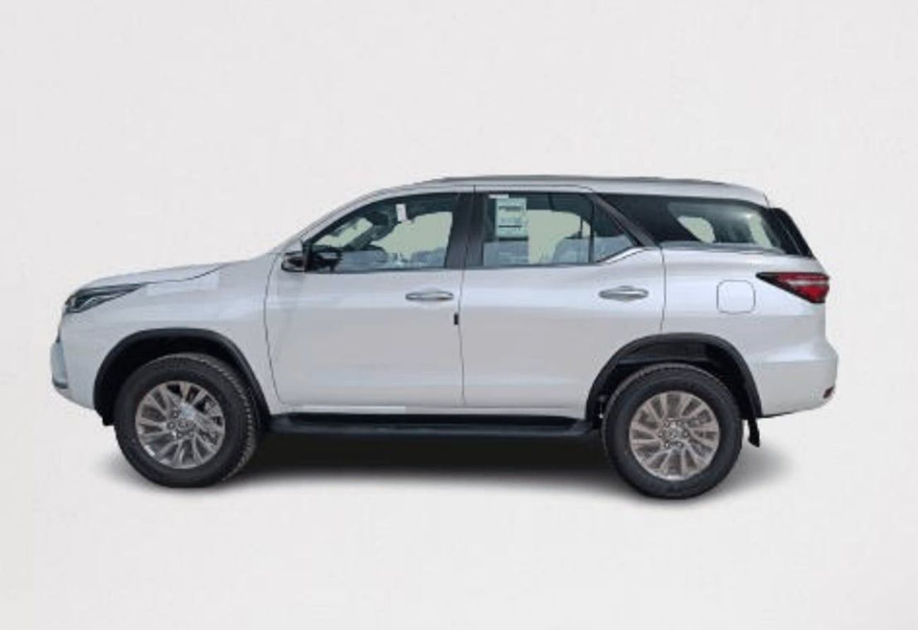 Toyota Fortuner 2.8 DSL - V