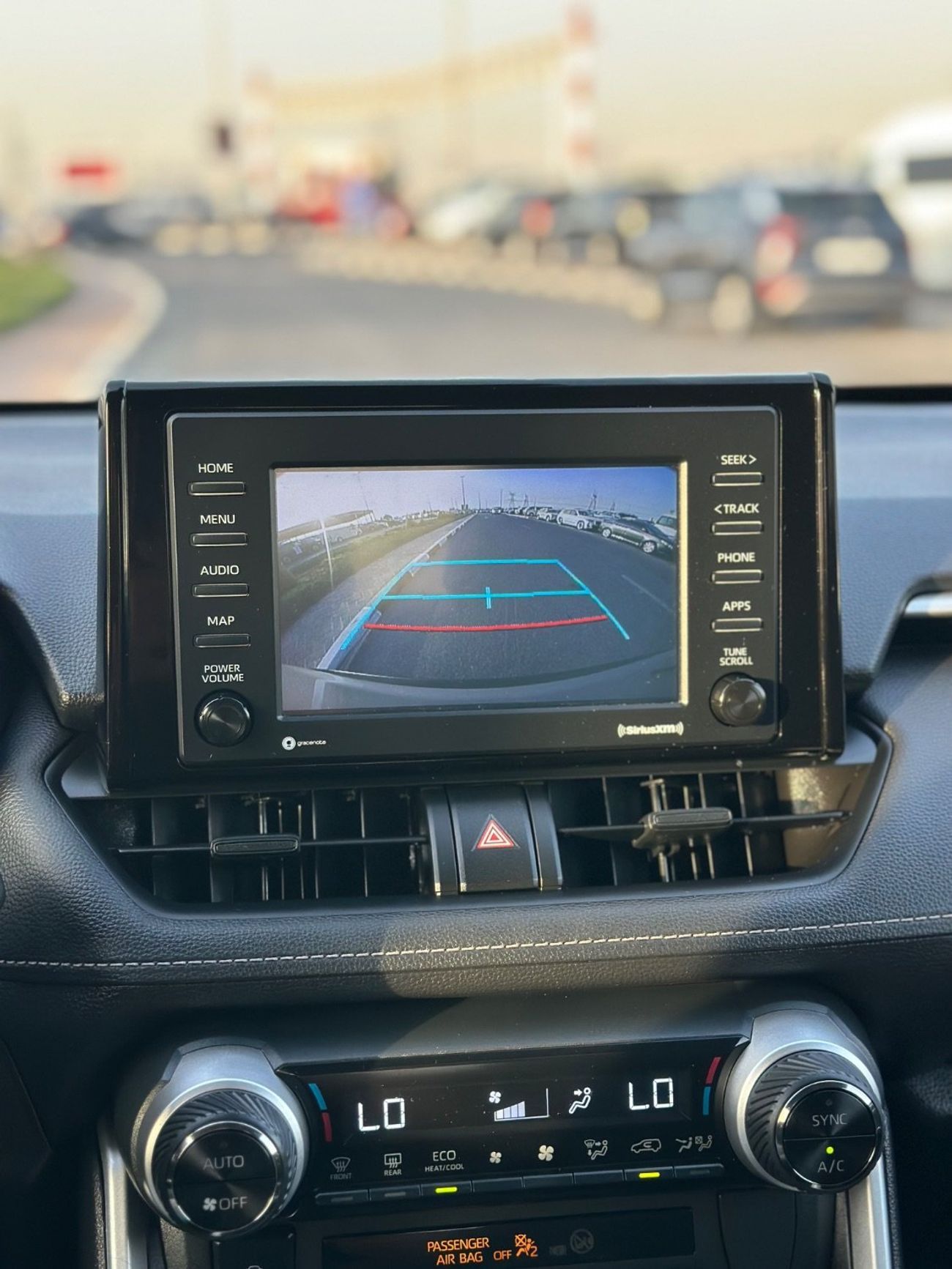 تويوتا راف ٤ XLE 2.5L