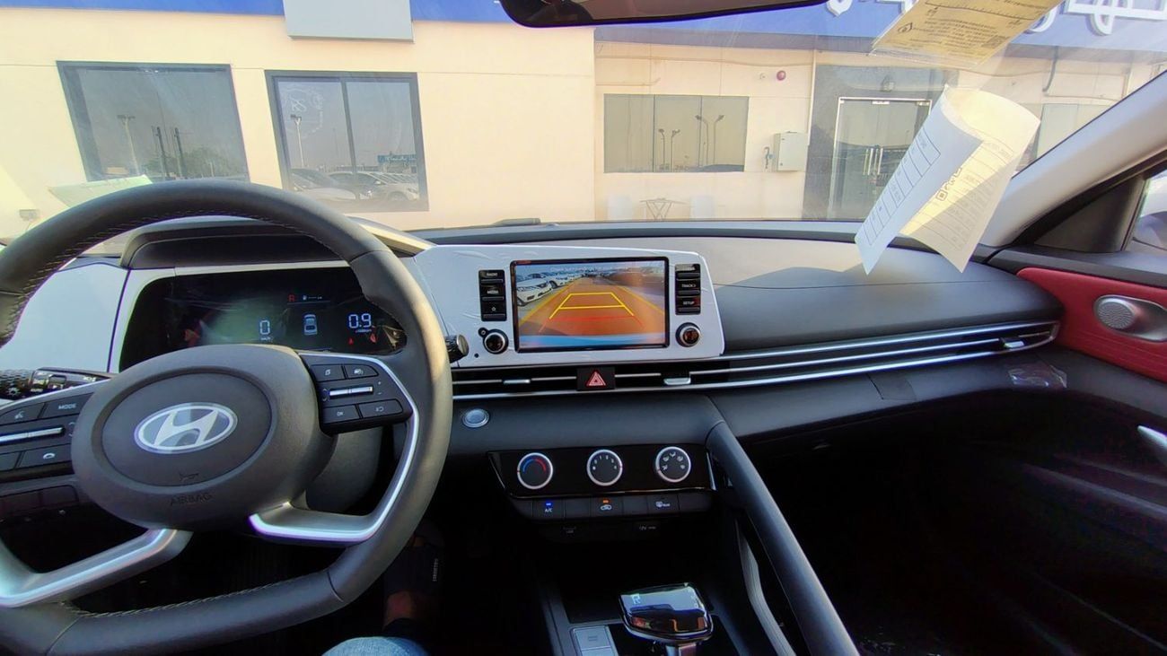 Hyundai Elantra Comfort 1.6L Elite GLX 1.5L fully loaded - with leather seats and 17 alloy wheels