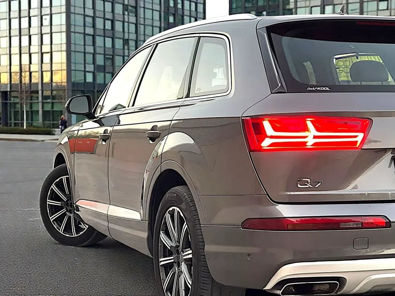 Audi Q7 1,908 P.M | 45 TFSI Quattro | GCC Specs | Well Maintained