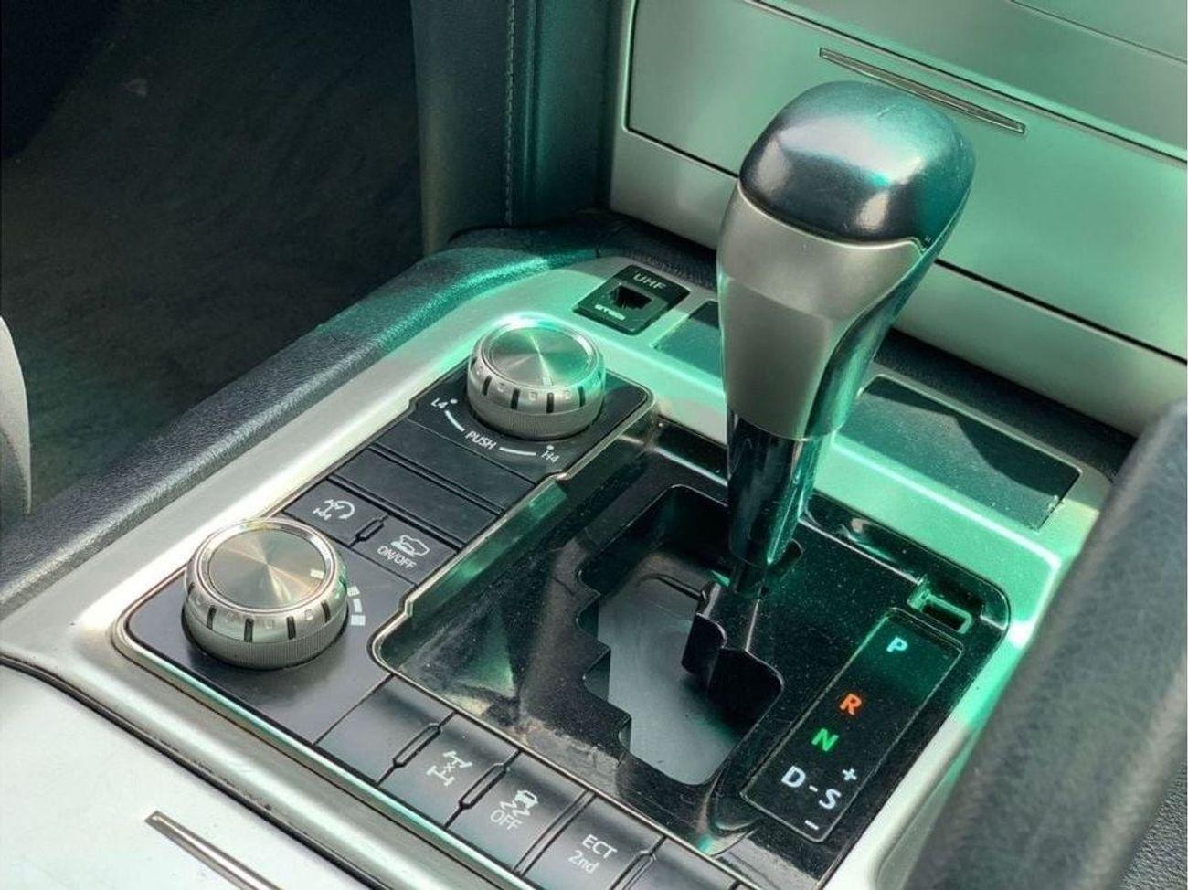 Toyota Land Cruiser Std