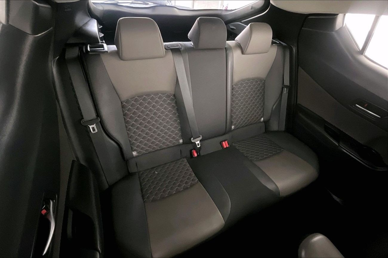 Toyota CHR VX 1.8L (100 HP) VX | Guaranteed Warranty | 0 Down Payment