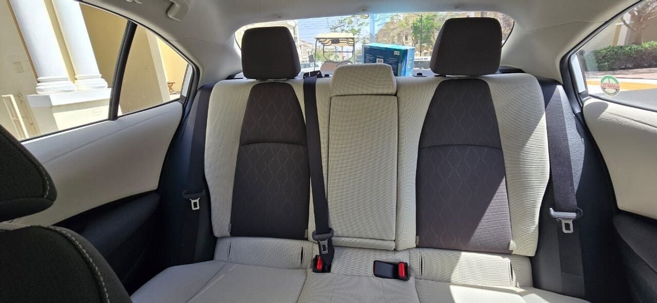 تويوتا كورولا 1.6L GLI