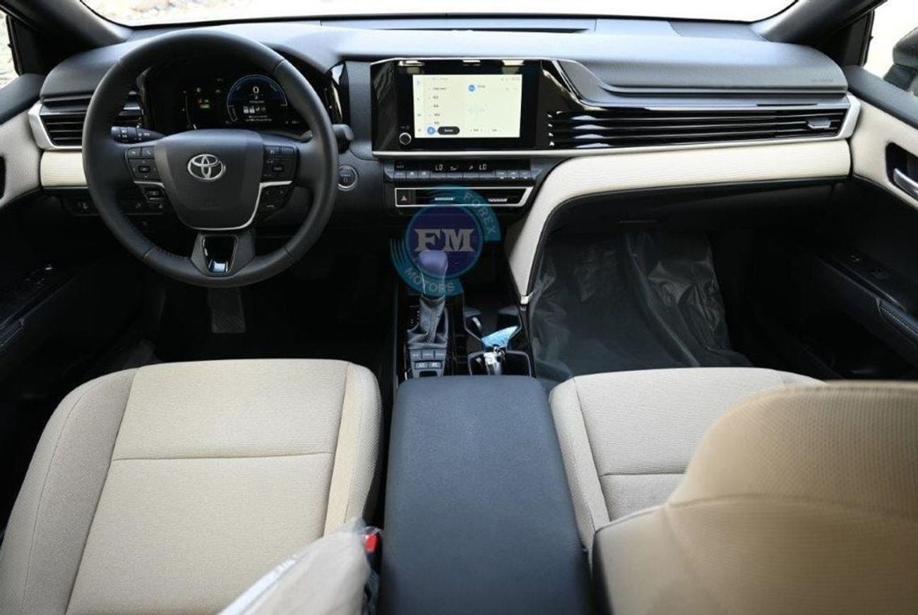 Toyota Camry LE Hybrid 2.5L Automatic