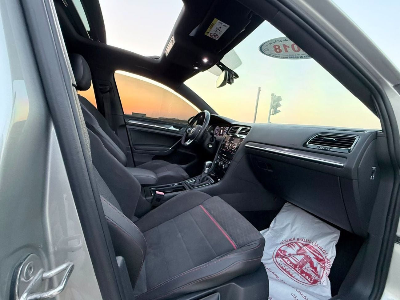 Volkswagen Golf GTI SPORT