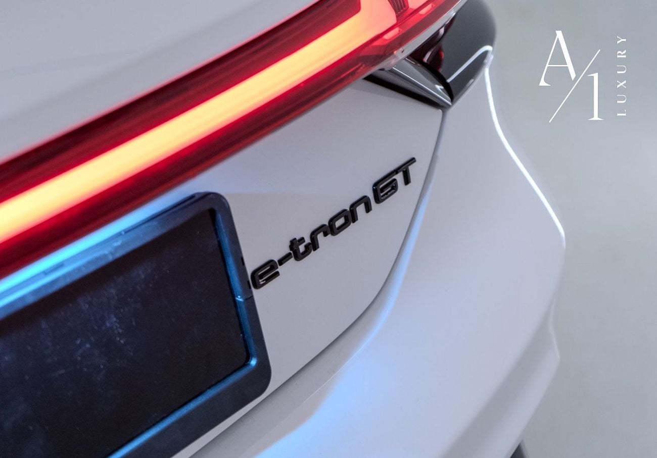 Audi e-tron GT 2023 Audi RS Etron GT, With Warranty &amp; Service Contract, Carbon Package, Fully Loaded, GCC Spec