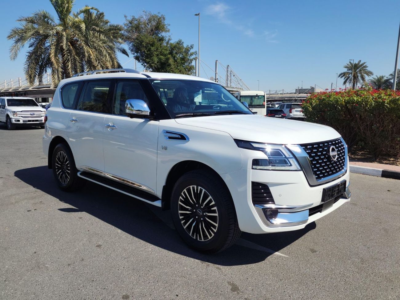 Nissan Patrol LE Platinum 5.6L