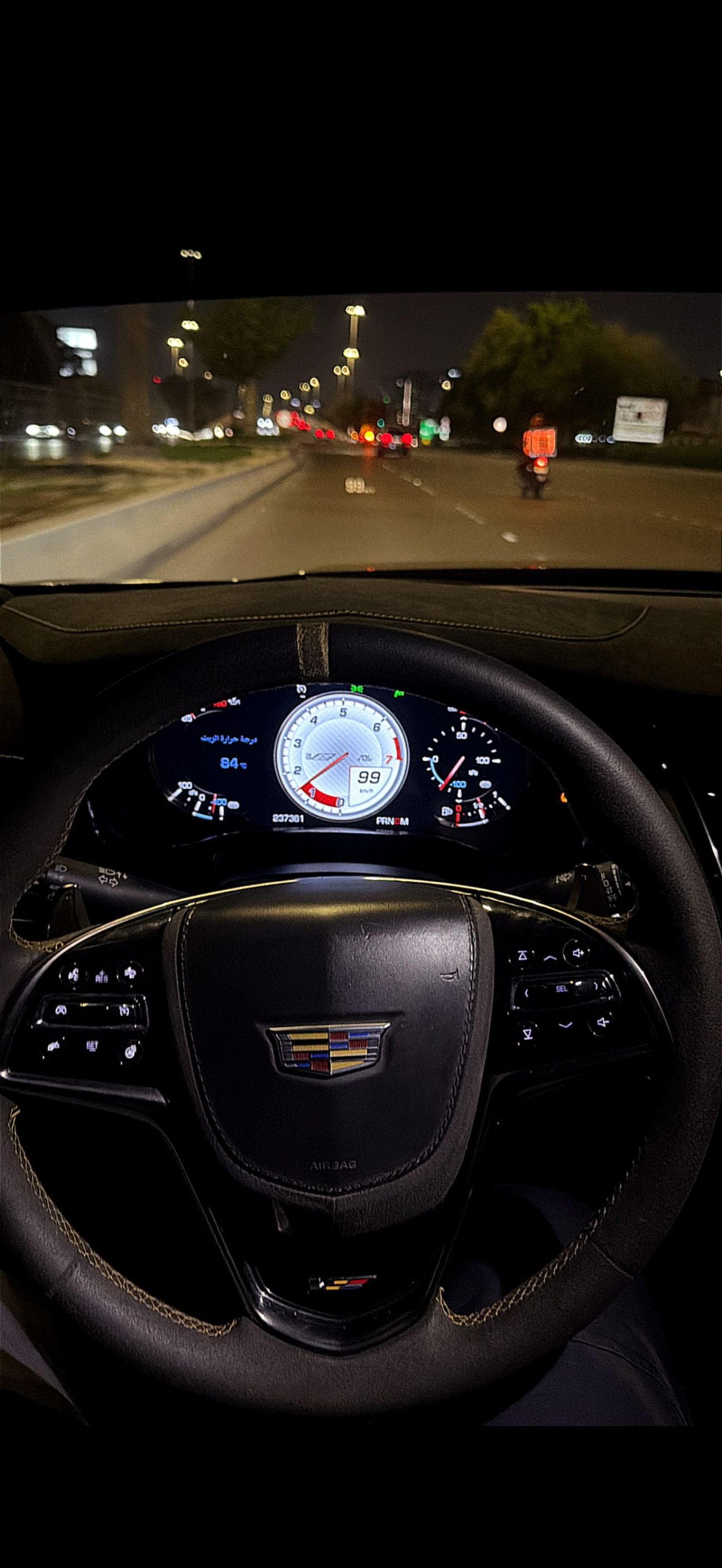 كاديلاك CTS-V STANDARD