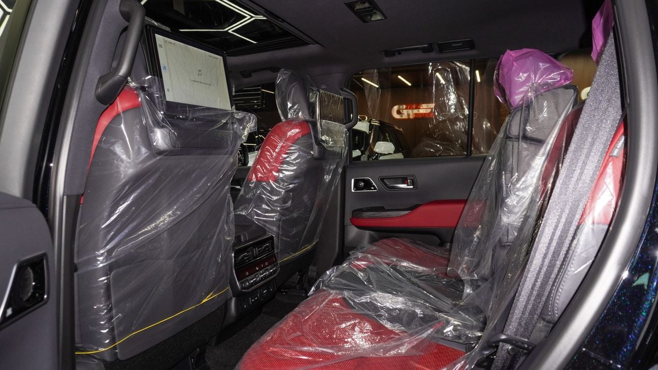 Toyota Land Cruiser VXR 3.5 L Twin Turbo V6