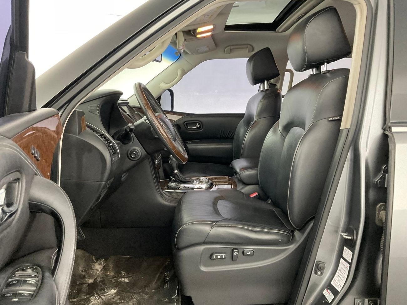 كاديلاك إسكالاد Sport Platinum | شامل الضمان | 0 ﺪﻔﻋﺓ ﺃﻮﻟﻯ