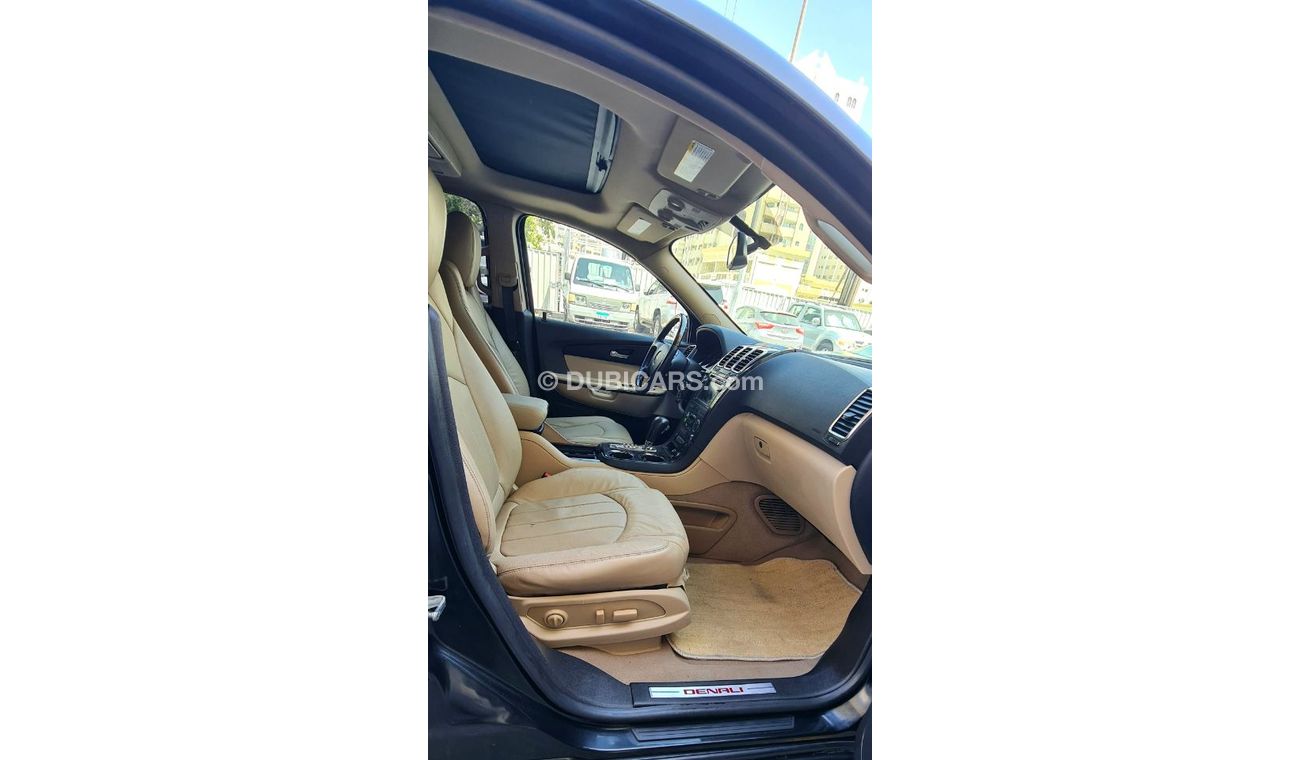 GMC Acadia GMC ACADIA DENALI 2012 GCC  FULL OPTION