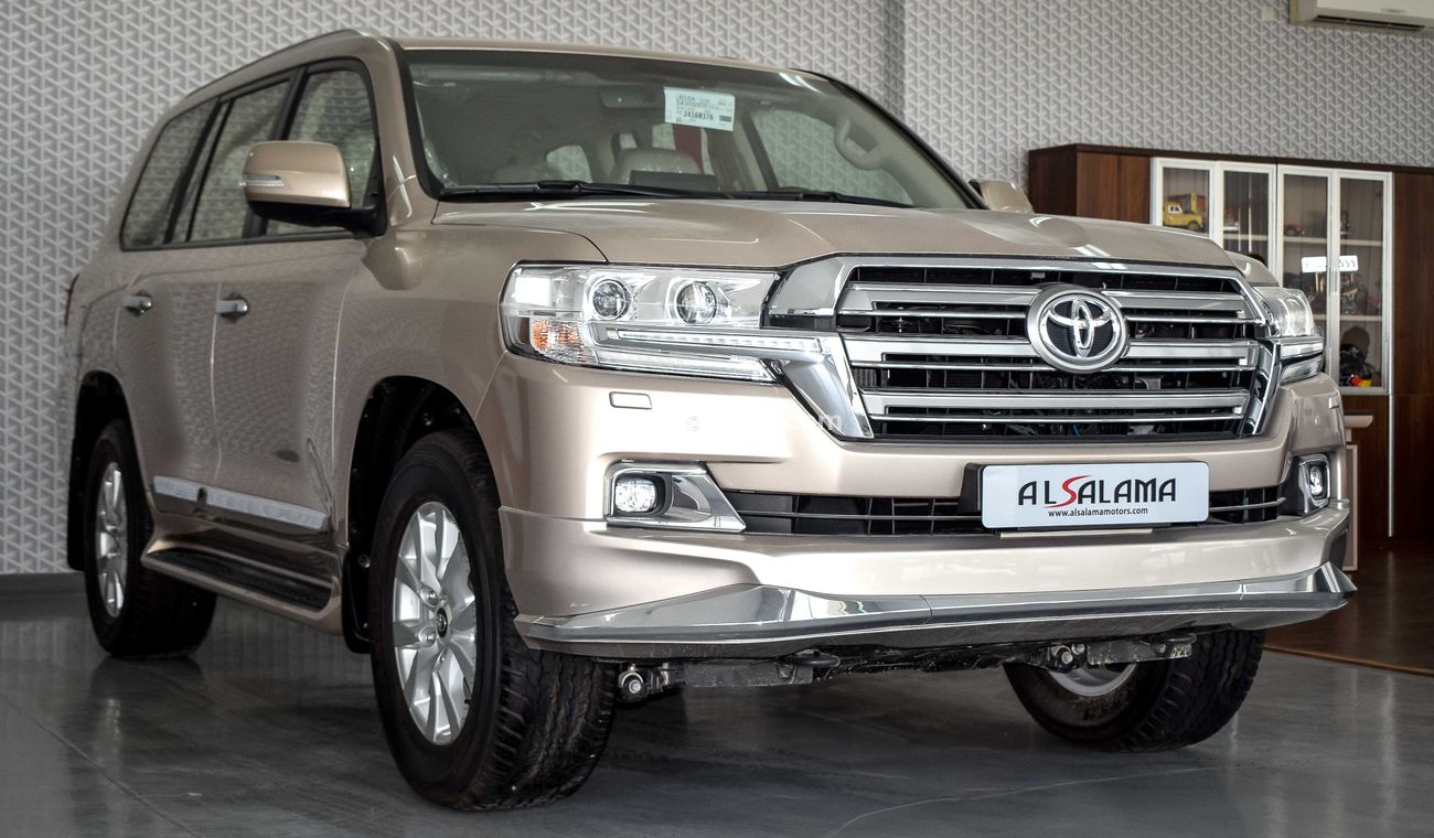 Toyota Land Cruiser GXR V8