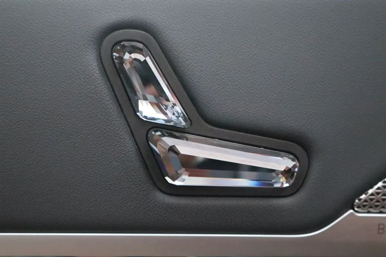 BMW 735i DESIGN PURE EXCELLENCE BMW 7 Series 735 2025 GCC specs