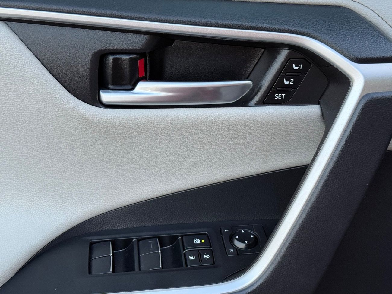 تويوتا راف ٤ 2021 TOYOTA RAV4 LIMITED HYBRID 4x4 FULL OPTIONS IMPORTED FROM USA