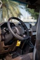 تويوتا لاند كروزر بيك آب TOYOTA LAND CRUISER 4.0 LTR V6 PETROL FULL OPTION AUTOMATIC 2024 MODEL