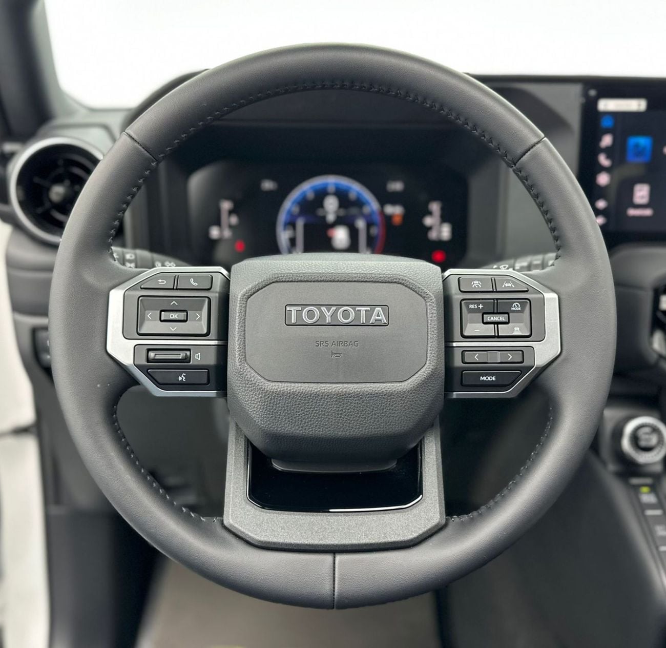 تويوتا برادو 2025 Toyota Land Cruiser Prado GXL, 2028 Toyota Warranty, 2028 Toyota Service Contract, Toyota FSH,