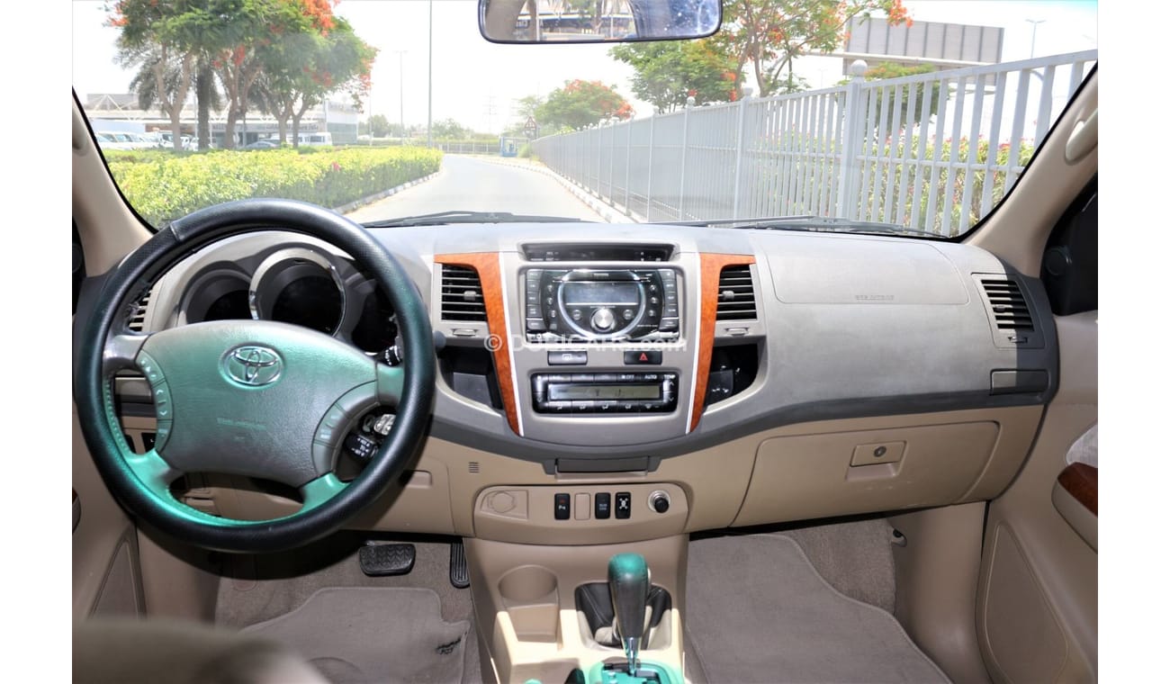 Toyota Fortuner TOYOTA FORTUNER 2011 GULF SPACE 4.0 V6 FULL OPTIONS