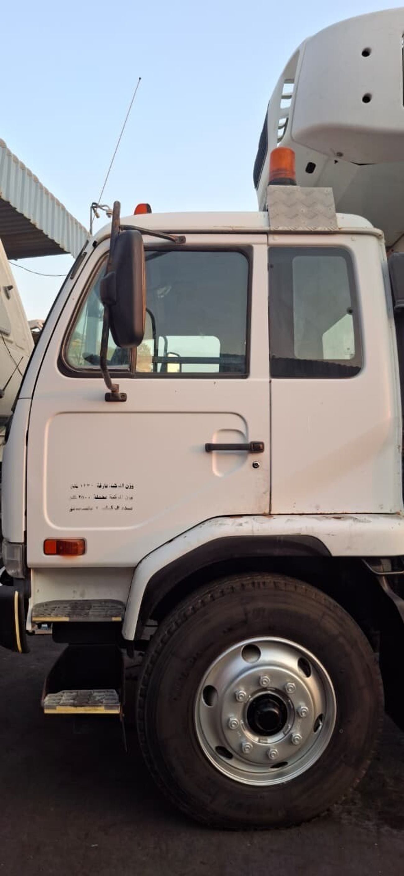Nissan United Diesel