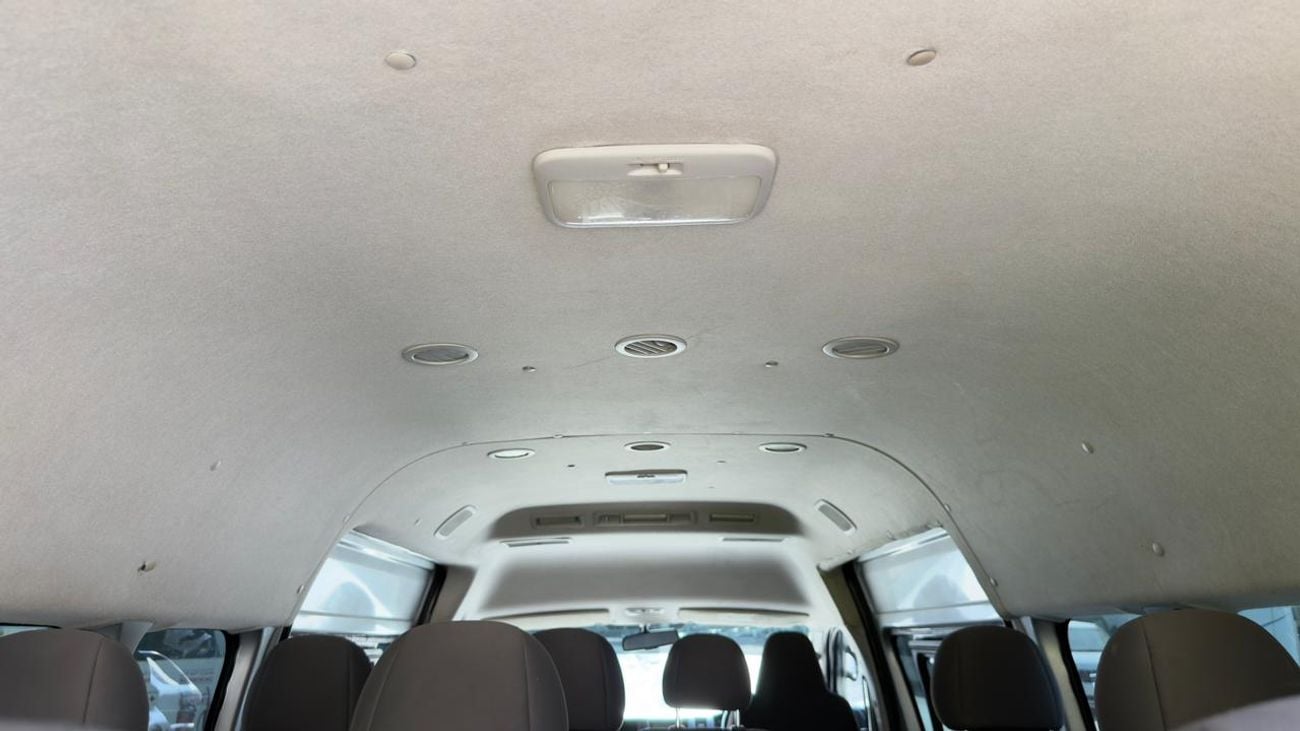 Toyota Hiace 14 SEATER | 2016 | 3.0 DIESEL ENGINE | RHD | 2WD | AUTOMATIC TRANSMISSION