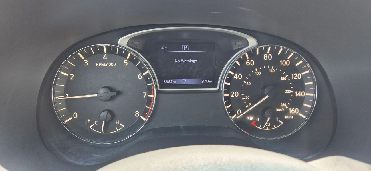 Nissan Pathfinder S