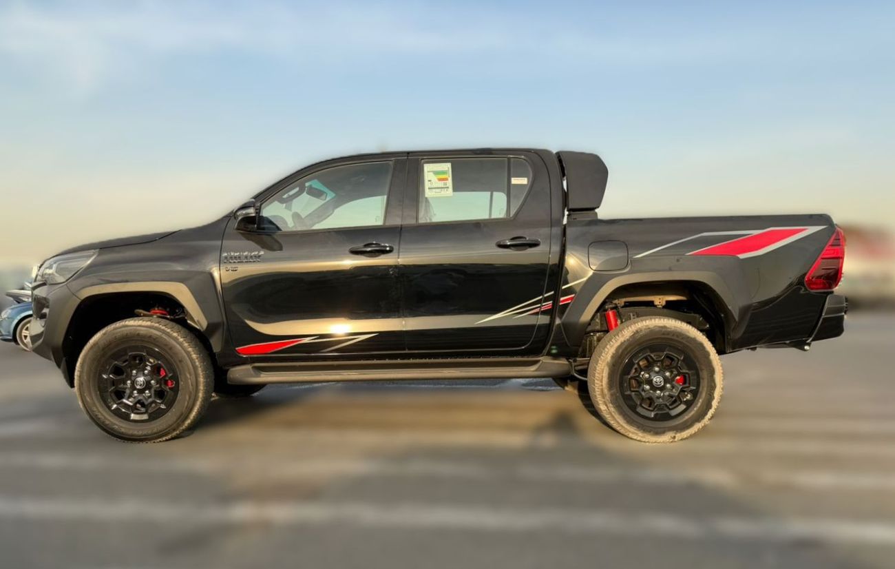 تويوتا هيلوكس Toyota Hilux GR 4.0L 2026 Full option