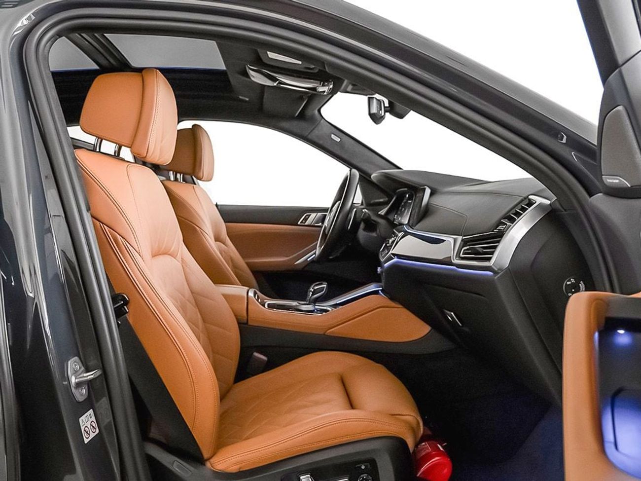 بي أم دبليو X6 M50i 4.4L