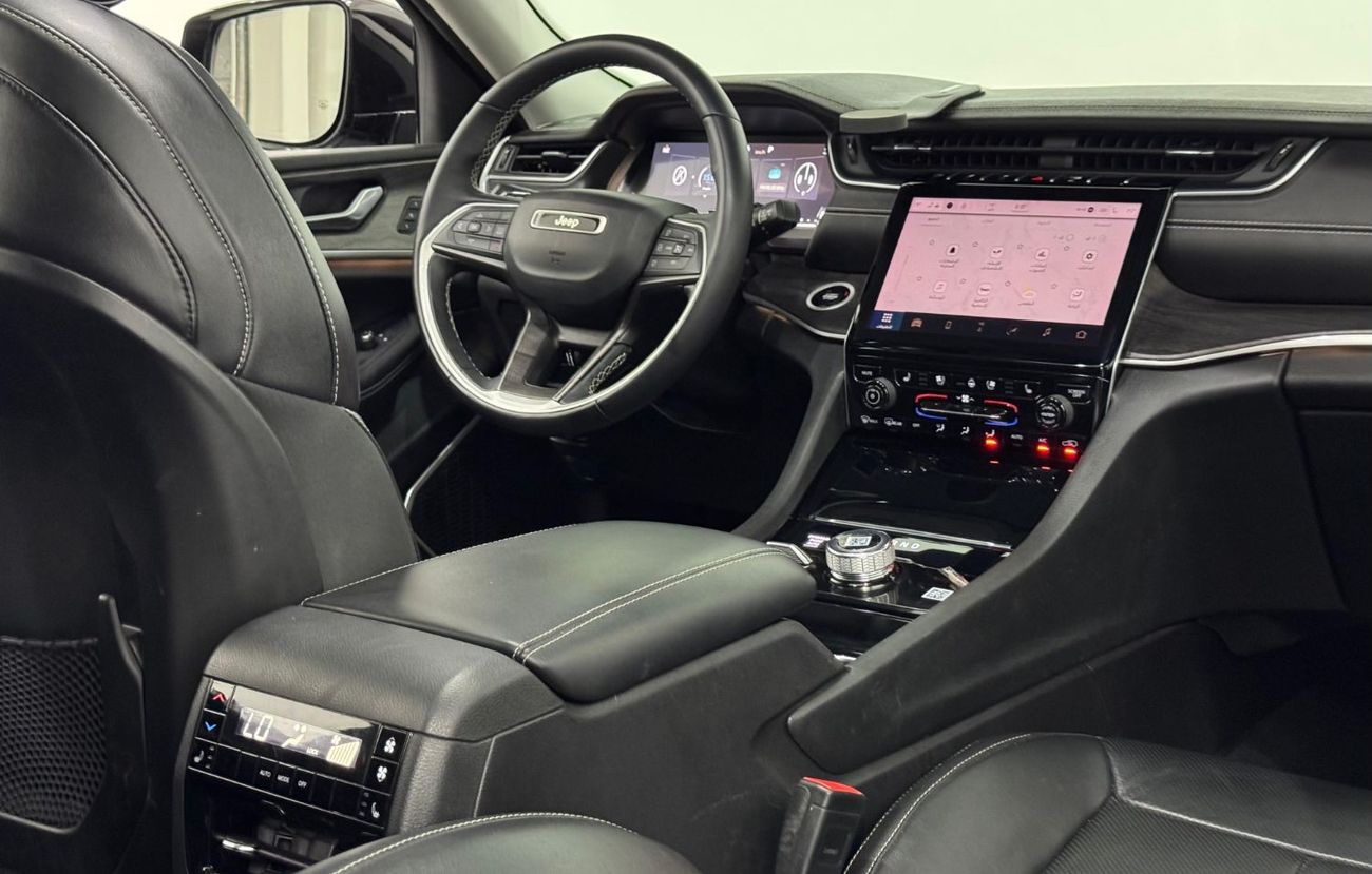 جيب جراند شيروكي L Limited 3.6L 2022 Jeep Grand Cherokee L Limited, 2027 Jeep Warranty + Service Pack, Full Options,