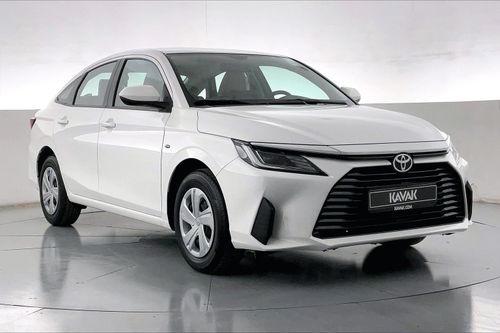 تويوتا يارس E | ضمان مجاني لمدة عام | 0 دفعة أولى