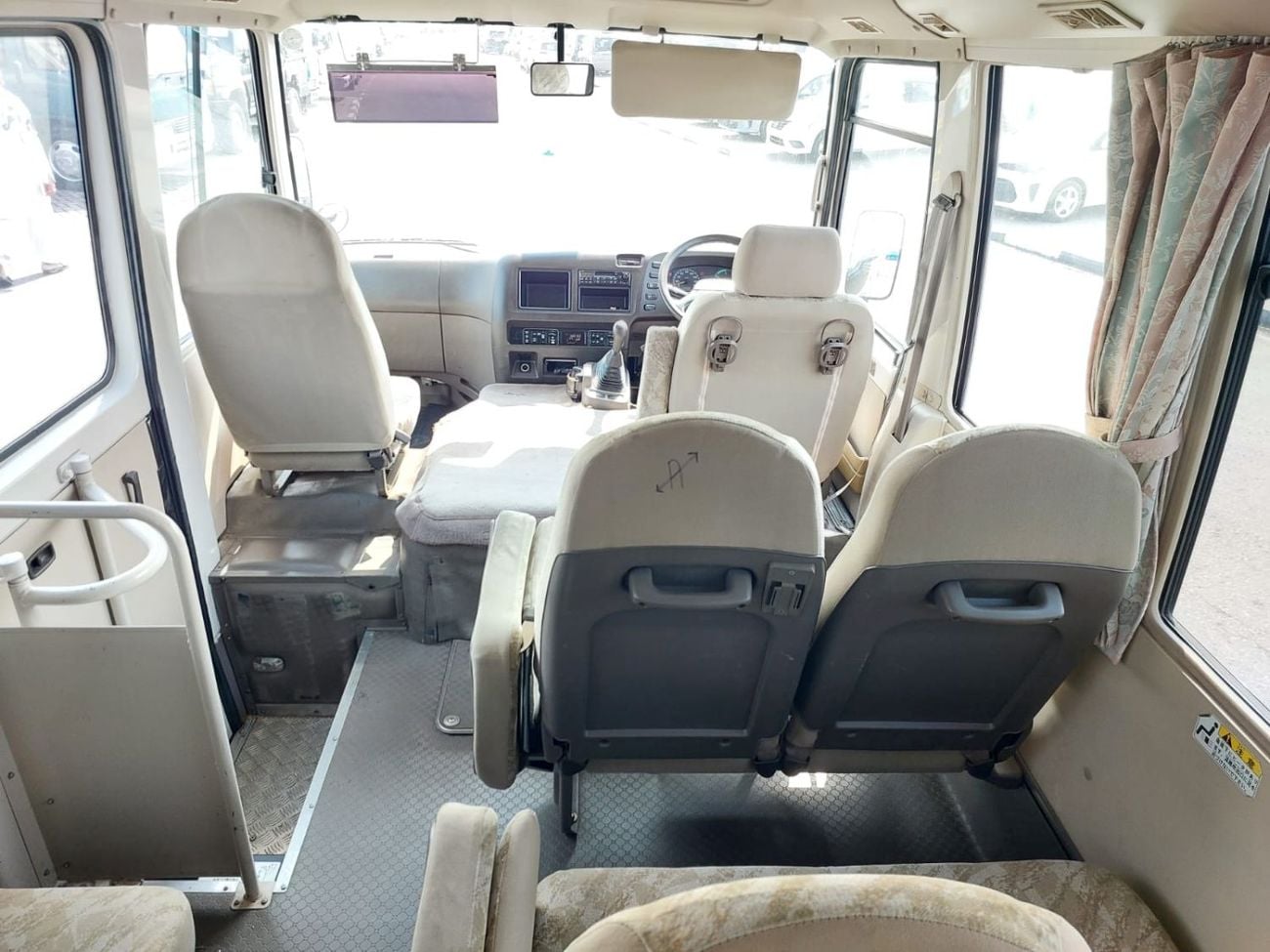 ميتسوبيشي روزا (RAMADAN OFFER) MITSUBISHI ROSA BUS RHD 2004 MODEL 4.9 L DIESEL MANUAL(PM00020)