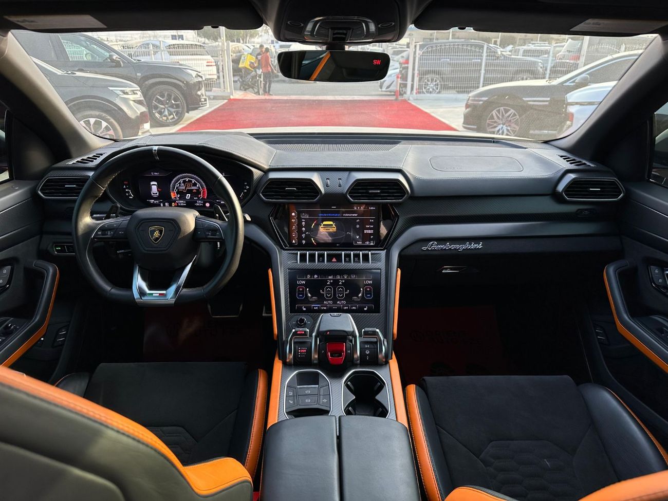 لامبورغيني اوروس Capsule