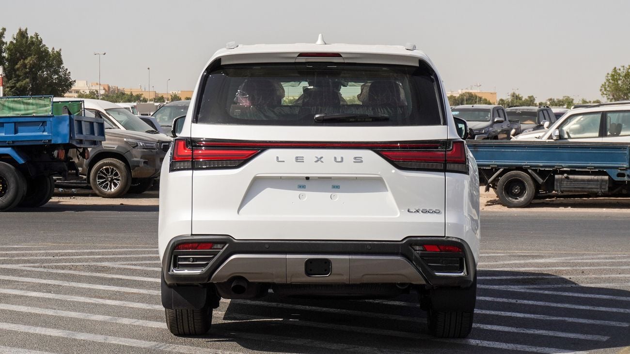 لكزس LX 600 3.5L V6