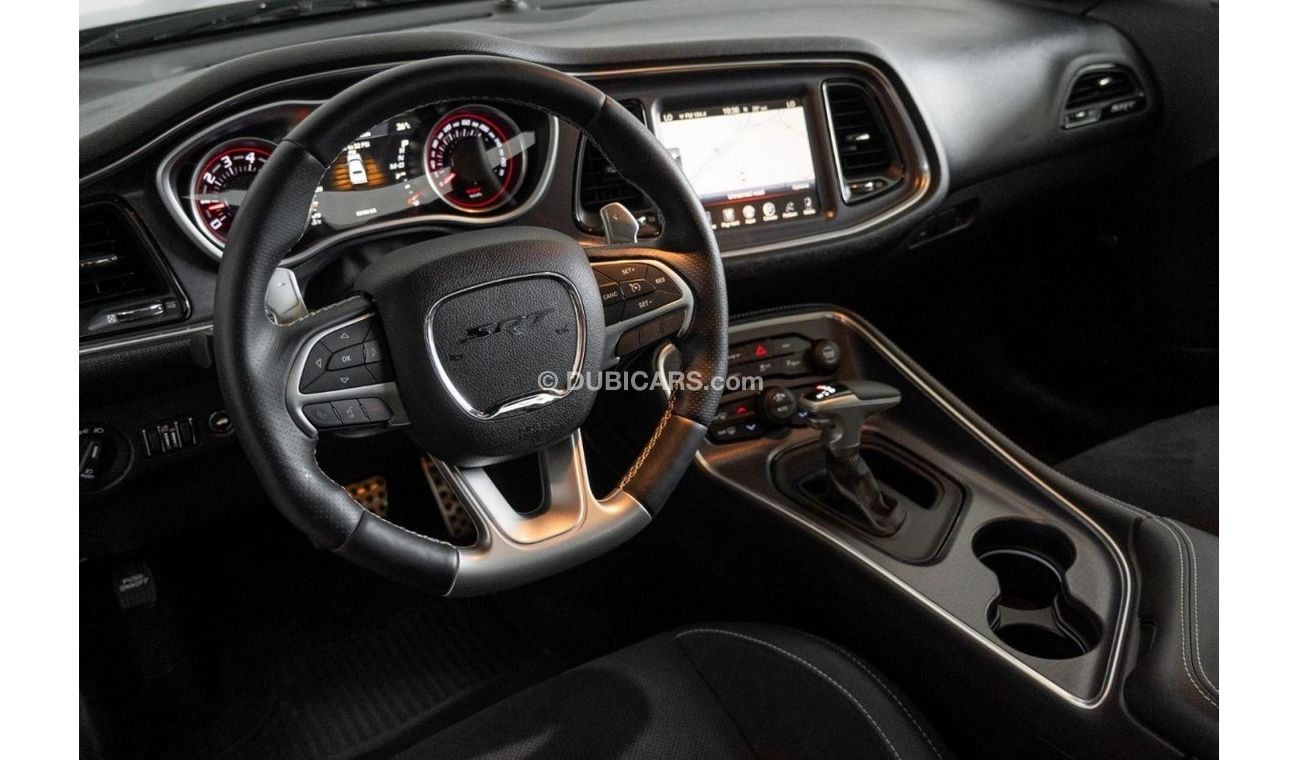 Dodge Challenger 2016 Dodge Challenger SRT 392 / Full-Service History