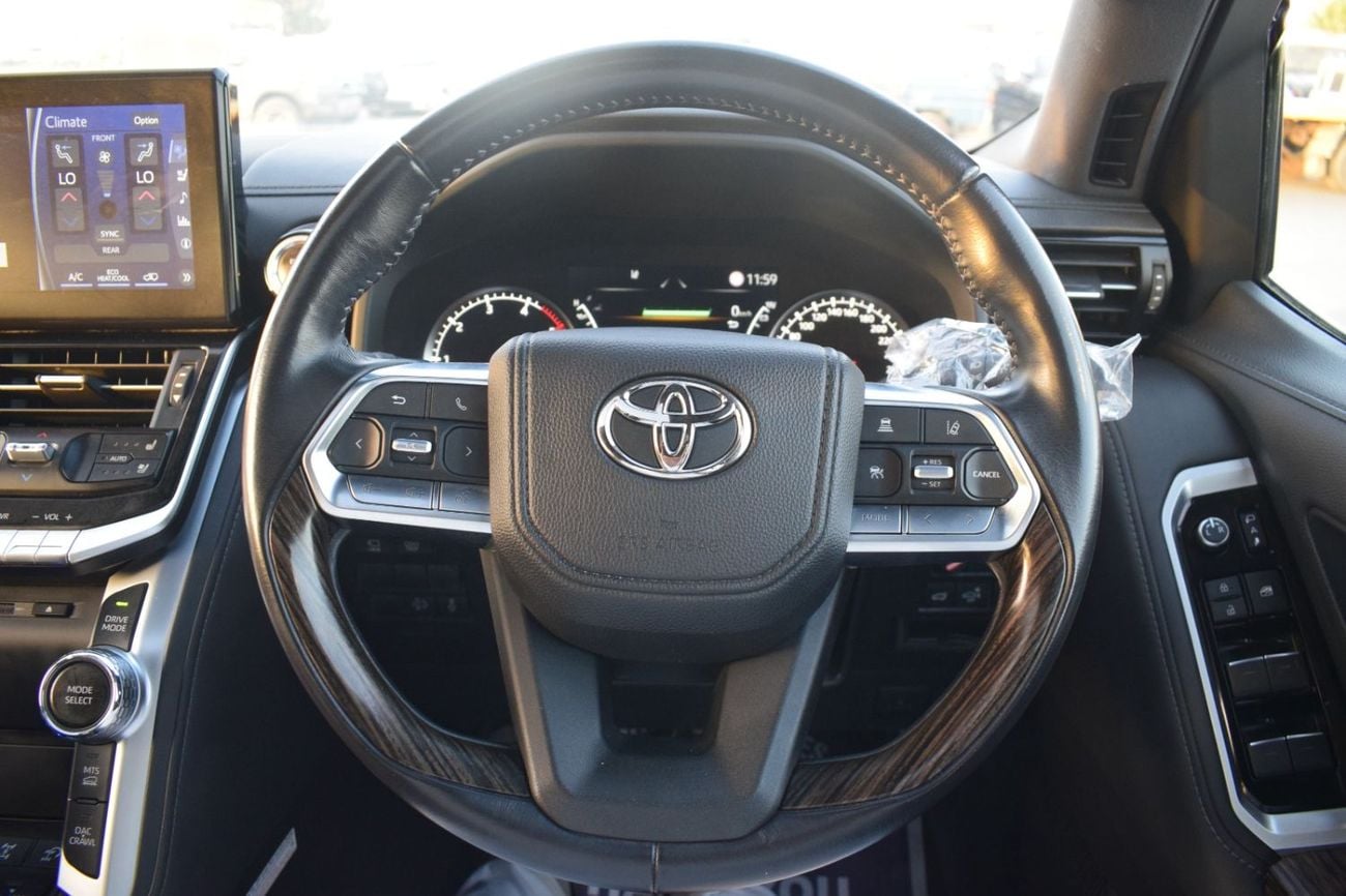 Toyota Land Cruiser Toyota landcruise 2022MODEL VXR 3.3 Twin turbo Diesel engine Full option Colour sliver push start Tr