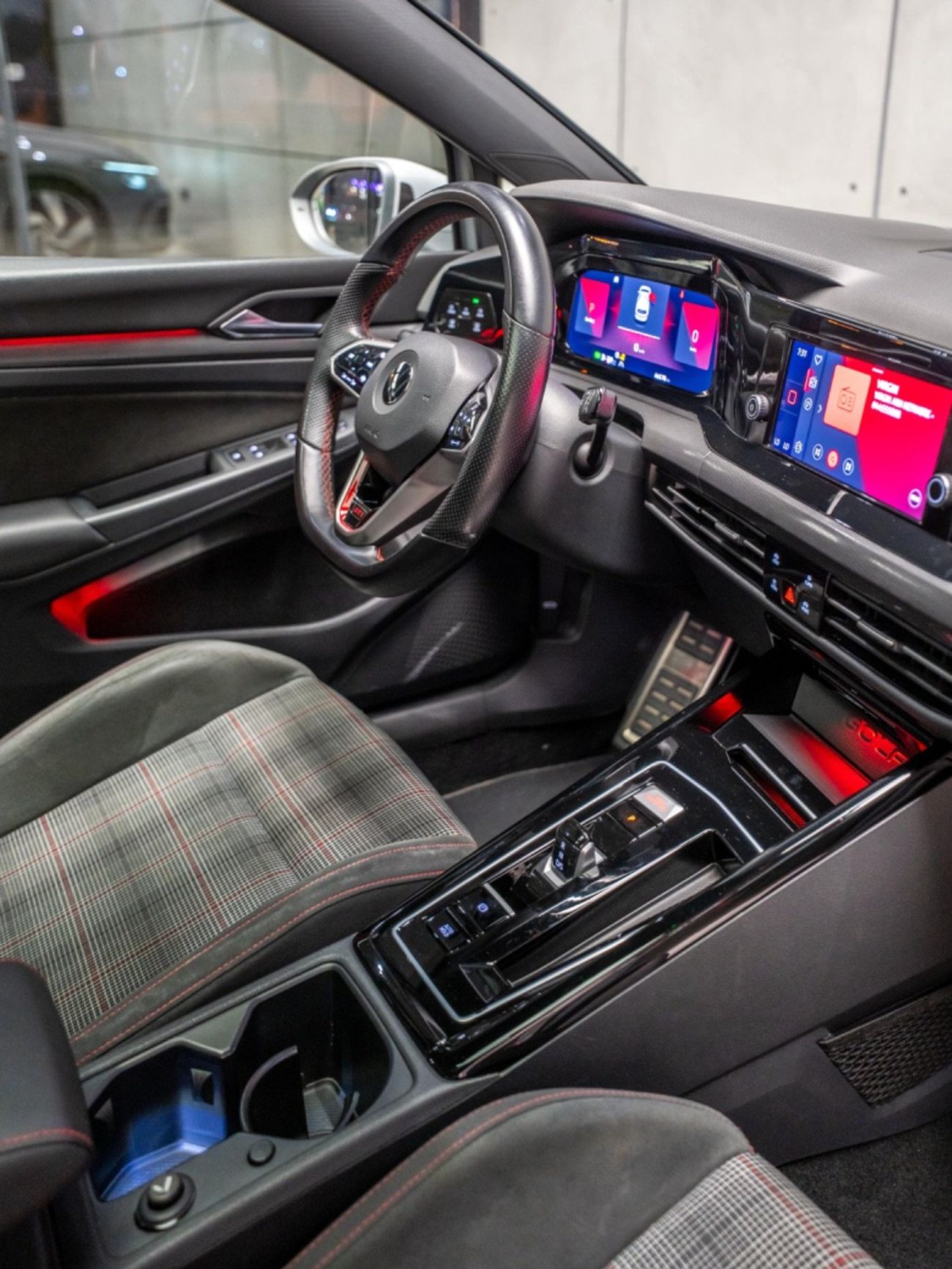 فولكس واجن جولف GTI Sport 2.0T