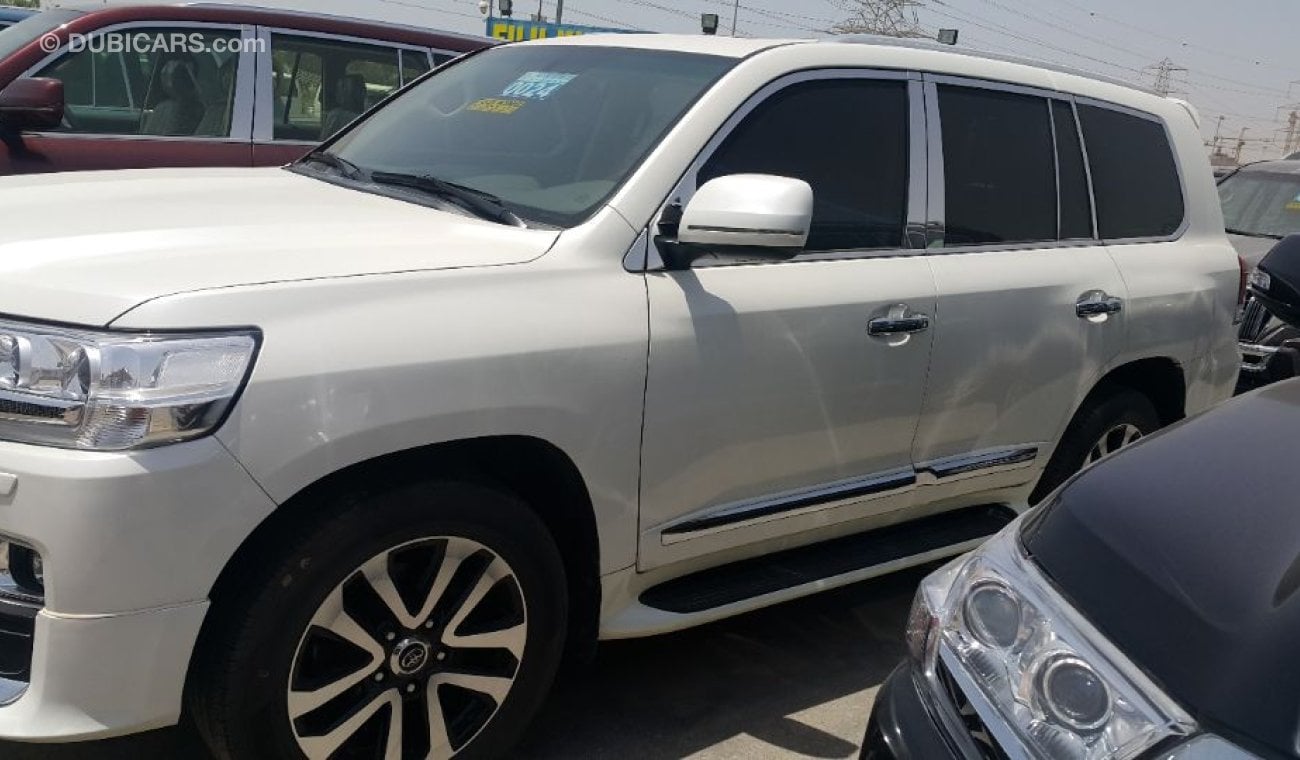 Toyota Land Cruiser 2012 FACE LIFTED 2020 NEW RIM TYRE