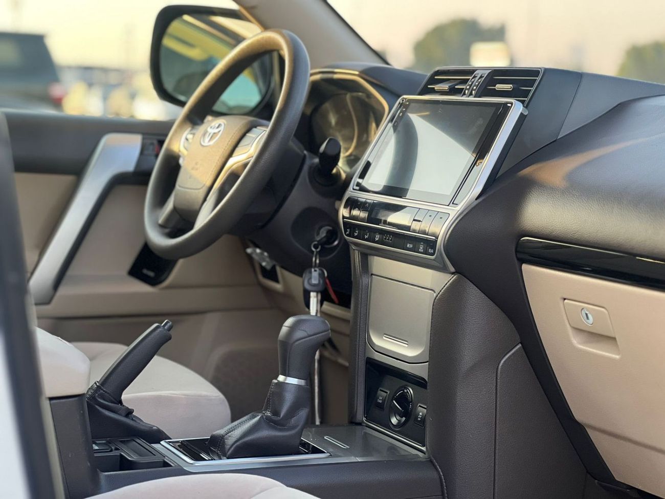 تويوتا برادو 2023  Toyota Prado TX 2.7L V4- AWD 4x4 - GCC - No Accedent - 2key - Rear CAM