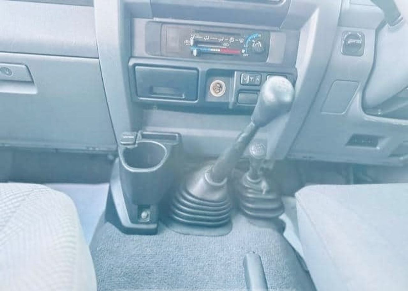 تويوتا لاند كروزر بيك آب 2013 RHD Diesel Full Option Top of the range Very clean and perfect condition