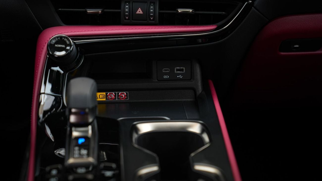 Lexus NX 350h PREMIER 2026!! GCC CAR