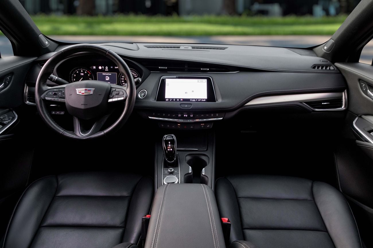 Cadillac XT4 Luxury | 2,253 P.M | 0% Downpayment | ONE OWNER | CADILLAC WARRANTY 2028