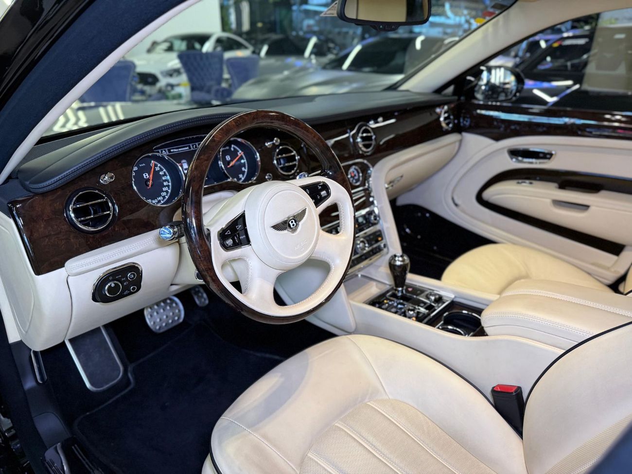 بنتلي مولسان 2012 Bentley Mulsanne - Only 48,000KM - Good Condition