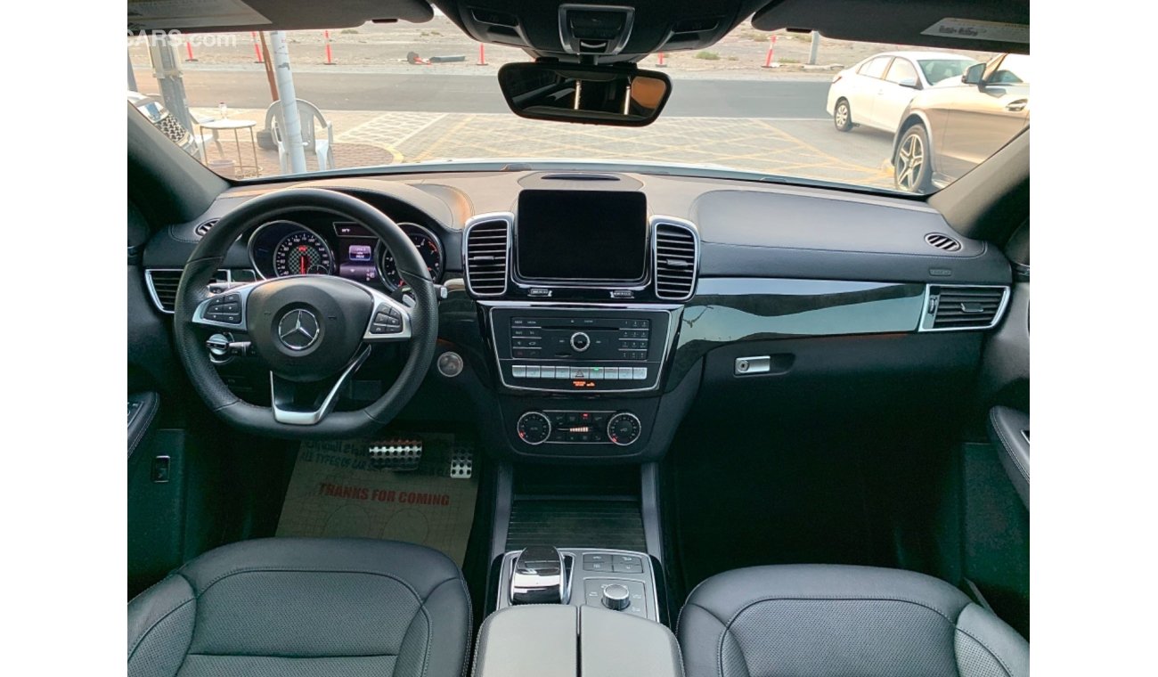 Mercedes-Benz GLE 43 AMG Mercedes-AMG GLE43 full option 2019 model    Panoramic roof opened   Four cameras, front radar, rear