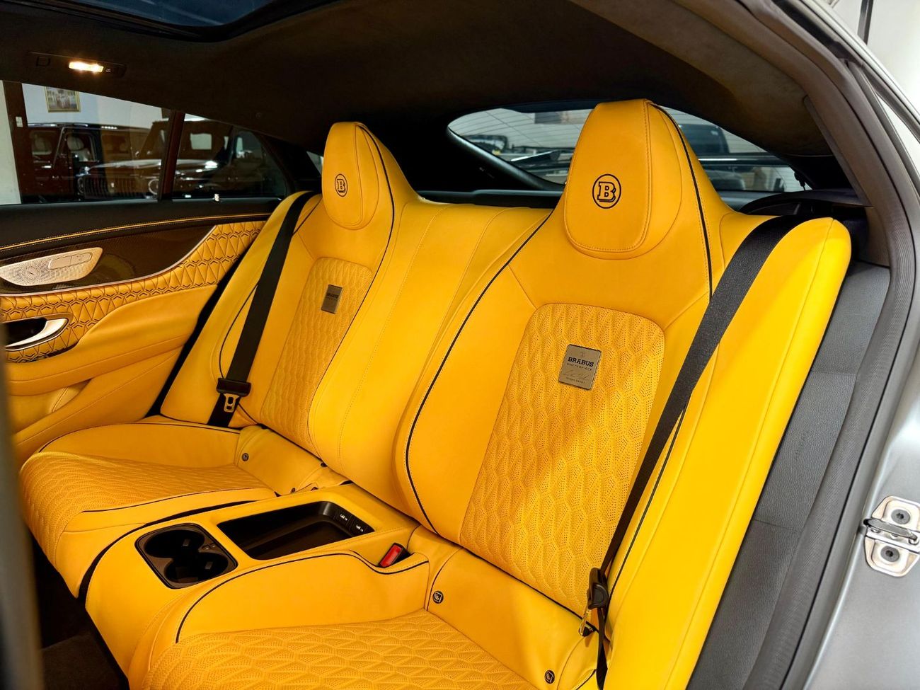 مرسيدس بنز GT 63 S BRABUS 900 ROCKET