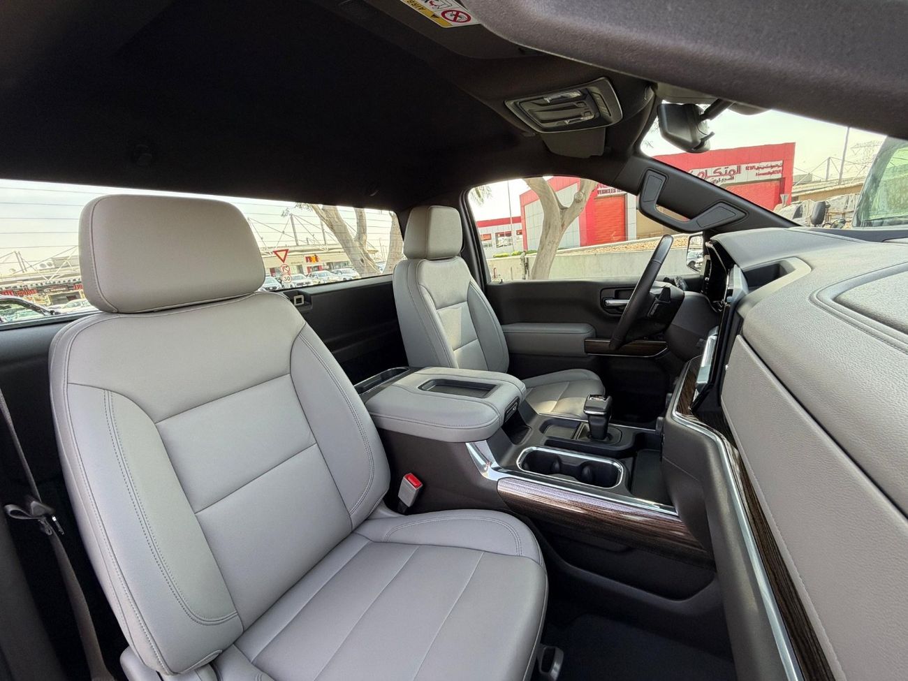 شيفروليه سيلفارادو 5.3 V8 Trail Boss