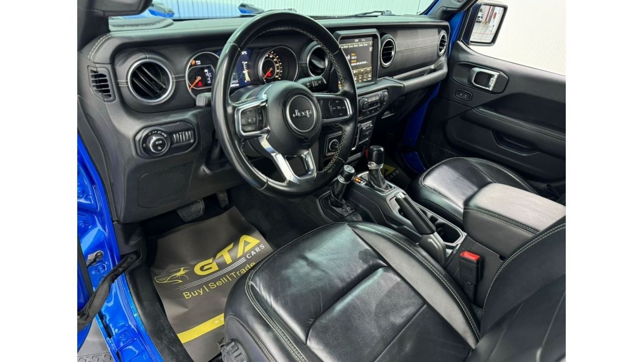 Jeep Gladiator 2020 Jeep Gladiator Overland, 2026 Jeep Warranty, Jeep Service Pack, Low Kms, GCC