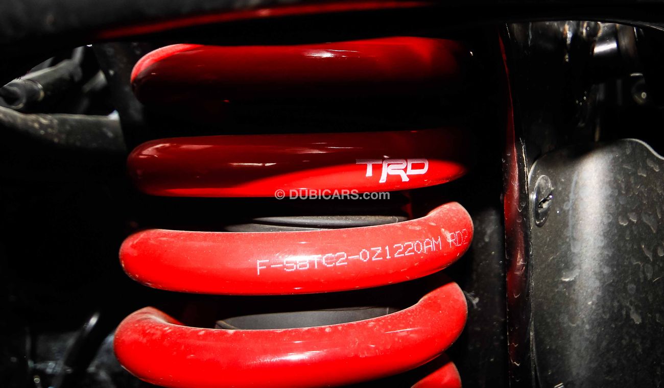 تويوتا فورتونر VXR TRD