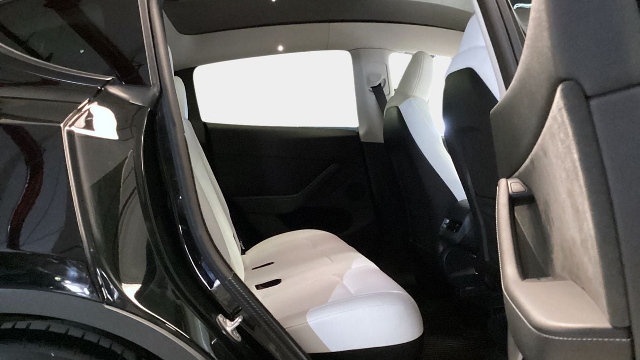 Tesla Model Y Performance (Dual Motor) | upto AED 20,000 Ramadan Discount | Guaranteed Warranty | 0 Down Payment