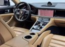 Porsche Panamera 2017 Porsche Panamera 4S, Full Service History, Sport Chrono Package, Excellent Condition, GCC