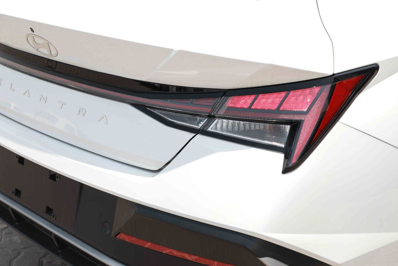 Hyundai Elantra 2024 Hyundai Elantra 1.5 LUX | Export Only | Safety package / Hyundai Smart Sense package / Comfort